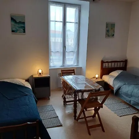 Holiday home Les De Clairvaux Ville-sous-la-Ferte