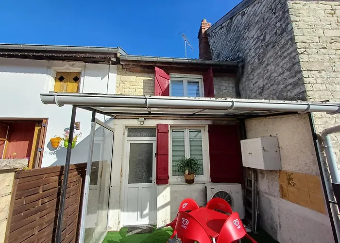 Les De Clairvaux Holiday home *